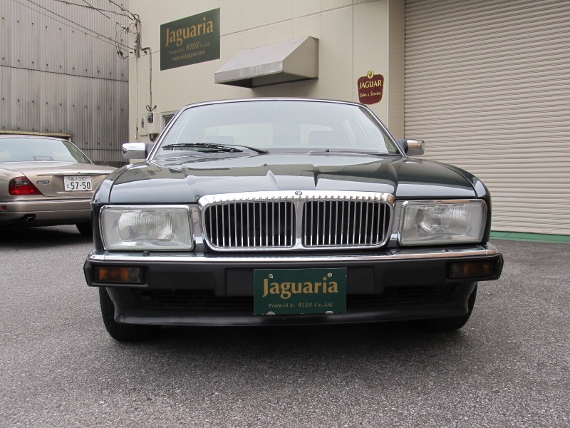 ディムラー 4.0 | Stock detail – Jaguar / Aston Martin