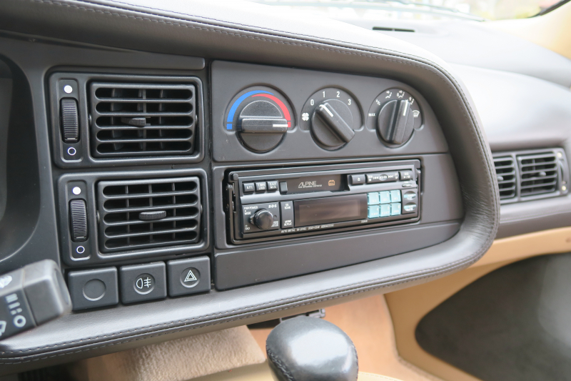 ジャガー&nbsp;XJ220&nbsp;中古車