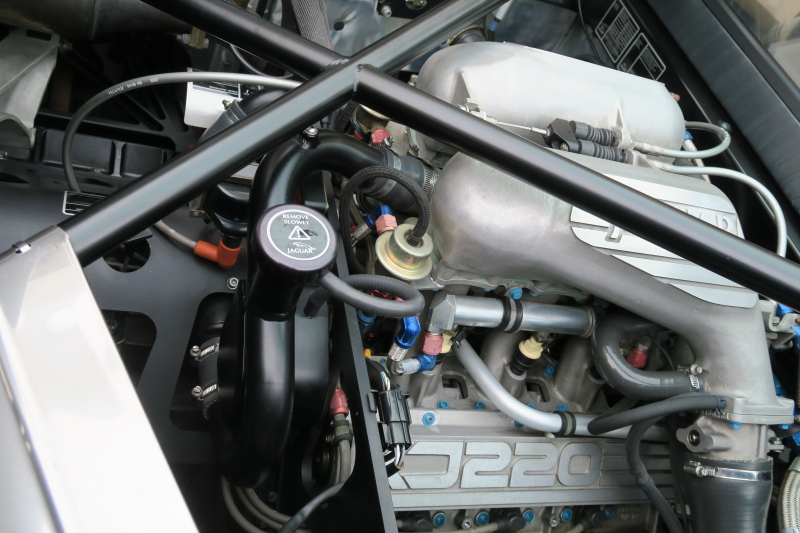 ジャガー&nbsp;XJ220&nbsp;中古車