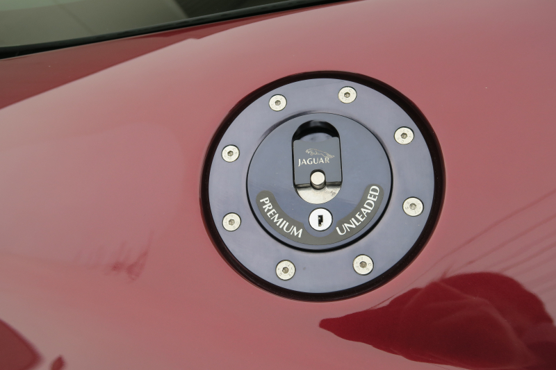 ジャガー&nbsp;XJ220&nbsp;中古車