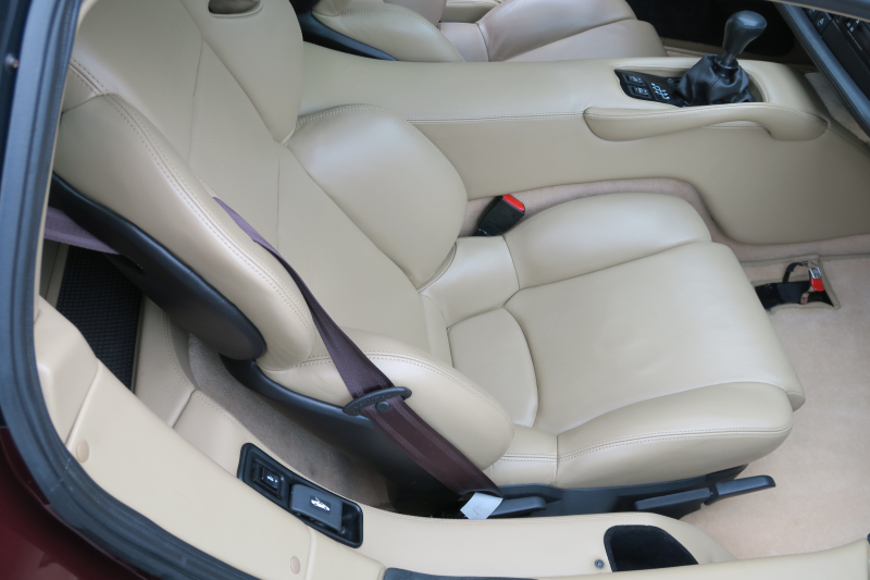 ジャガー&nbsp;XJ220&nbsp;中古車