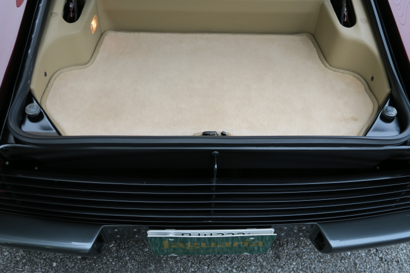 ジャガー&nbsp;XJ220&nbsp;中古車