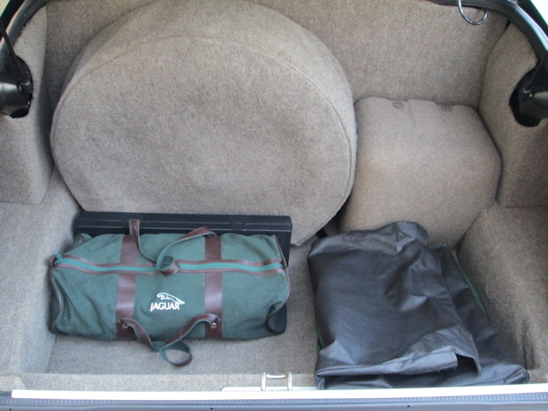 ジャガー XJ-S 4.0 Convertible 中古車