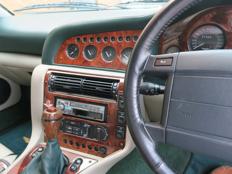 アストンマーティン ヴィラージュ バンテージ　V550　S/C 中古車