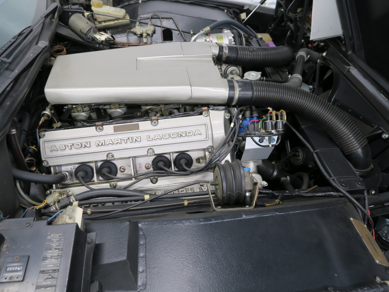 アストンマーティン ラゴンダ 中古車