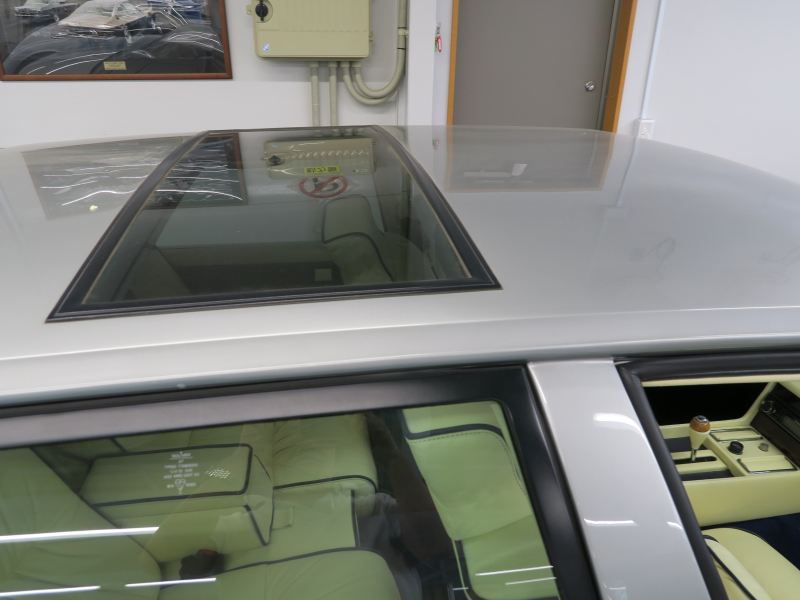 アストンマーティン ラゴンダ 中古車