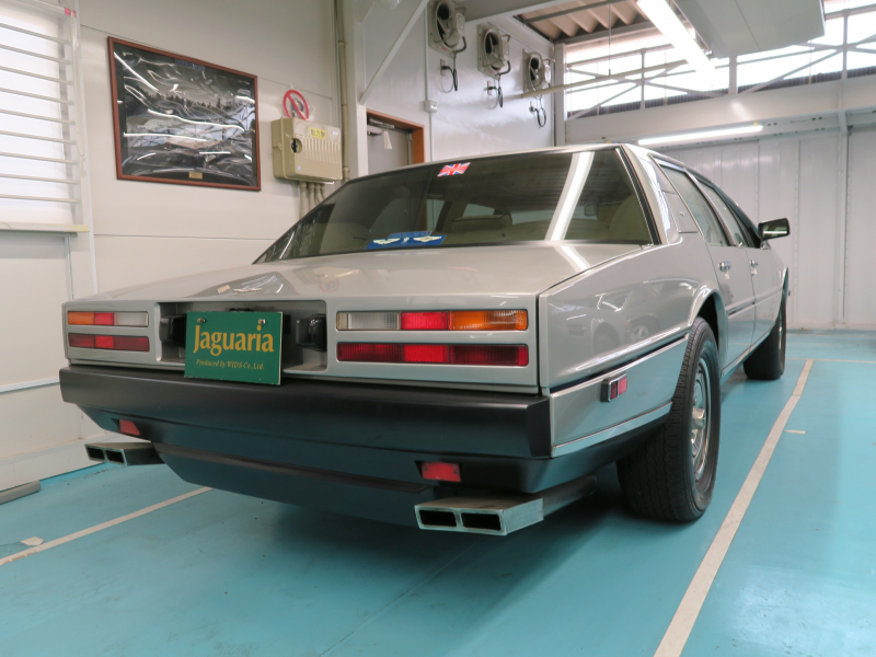 アストンマーティン ラゴンダ 中古車