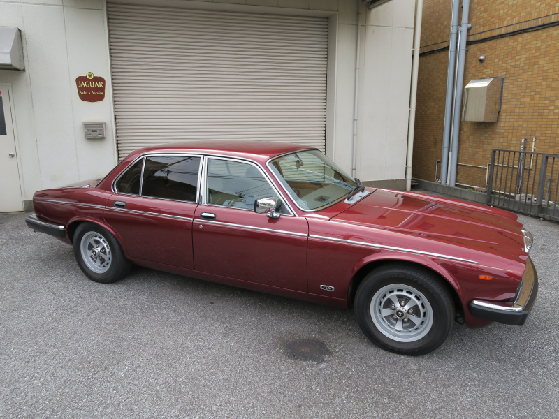 ディムラー Double-6 中古車