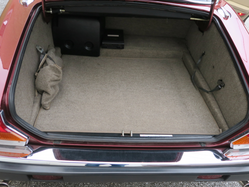 ディムラー Double-6 中古車