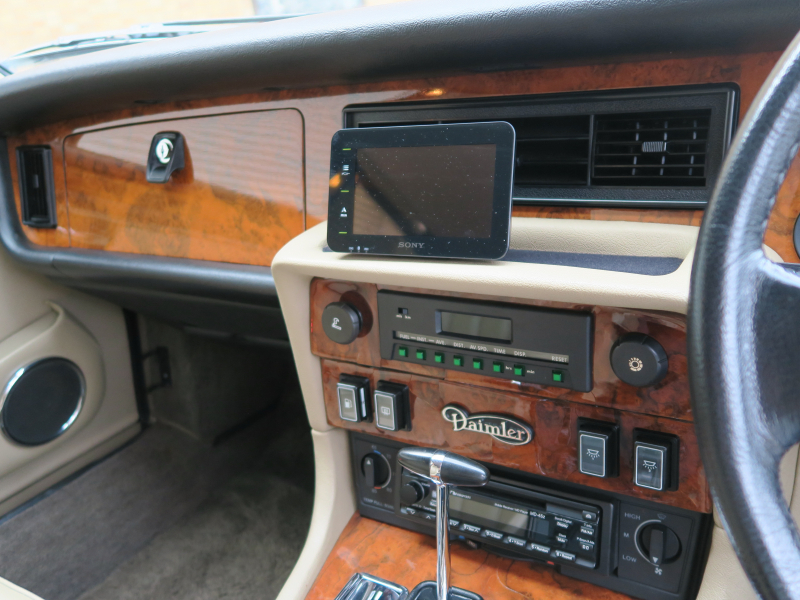 ディムラー Double-6 中古車