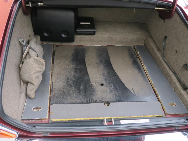 ディムラー Double-6 中古車