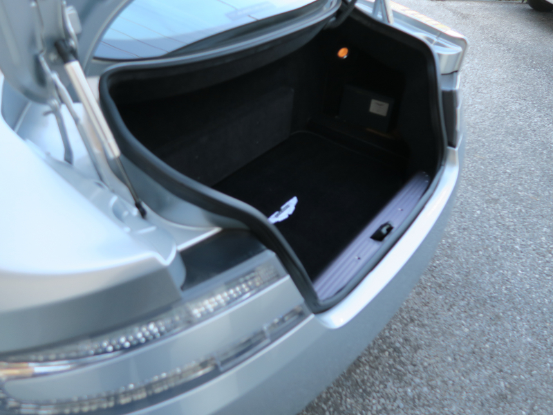 アストンマーティン DB9 中古車