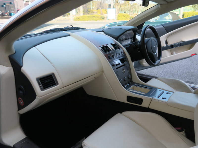 アストンマーティン DB9 中古車
