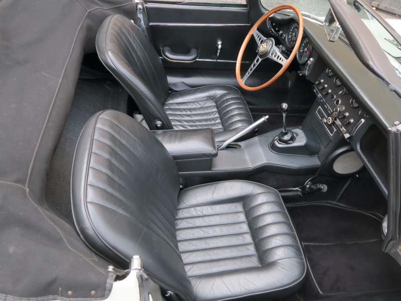 ジャガー Eタイプ Sr.14.2OTS 中古車