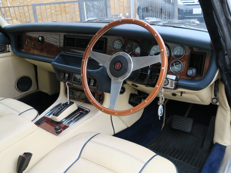 ジャガー&nbsp;XJ-6&nbsp;4.2C&nbsp;中古車