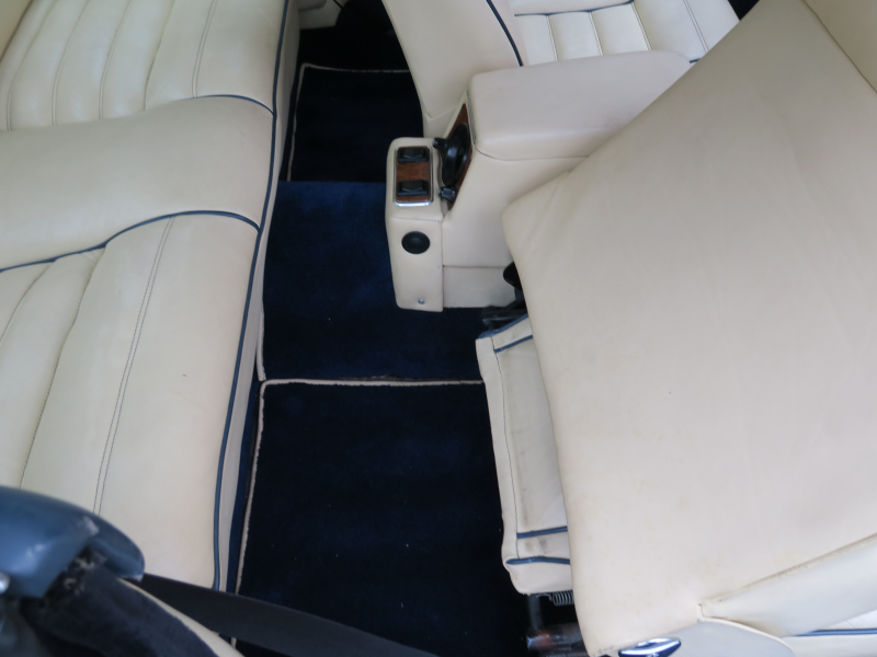 ジャガー&nbsp;XJ-6&nbsp;4.2C&nbsp;中古車