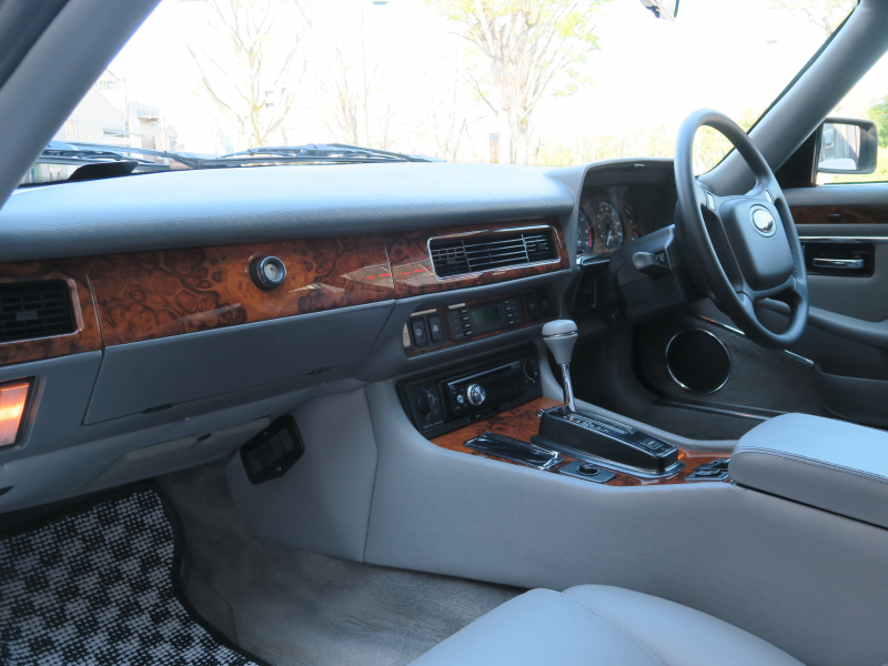 ジャガー&nbsp;XJ-S&nbsp;4.0 Lynx Eventer&nbsp;中古車