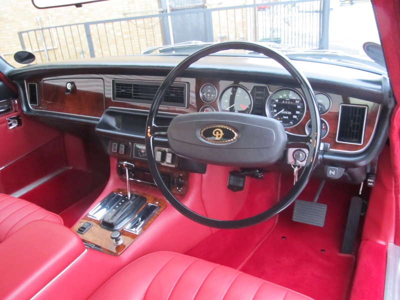 ディムラー&nbsp;ソブリン&nbsp;4.2 Two-door&nbsp;中古車