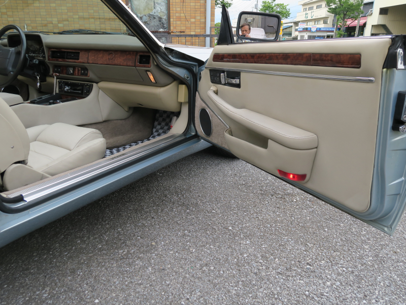 ジャガー&nbsp;XJ-S&nbsp;4.0 Convertible&nbsp;中古車