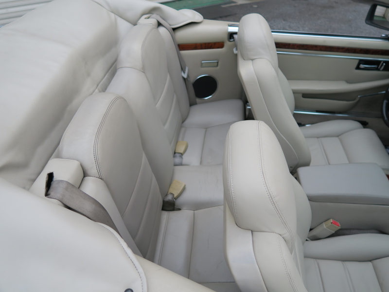 ジャガー&nbsp;XJ-S&nbsp;4.0 Convertible&nbsp;中古車