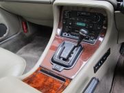 ディムラー 4.0 中古車