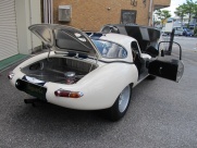 ジャガー&nbsp;Eタイプ&nbsp;Light Weight(ライトウエイト）&nbsp;