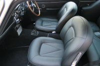 アストンマーティン DB6 中古車