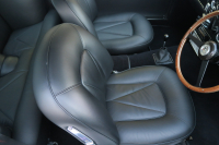 アストンマーティン DB6 中古車