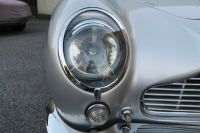 アストンマーティン DB6 中古車