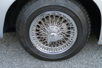 アストンマーティン DB6 中古車