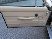 アストンマーティン DB6 Volante 中古車