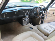 アストンマーティン DB6 Volante 中古車