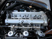 アストンマーティン DB6 Volante 中古車