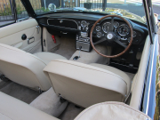 アストンマーティン DB6 Volante 中古車