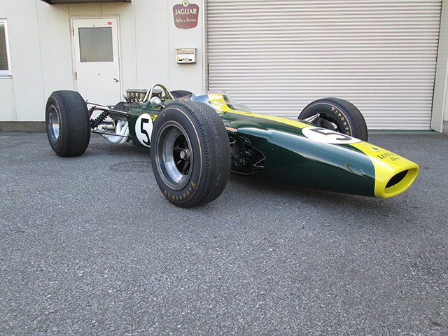 LOTUS 49