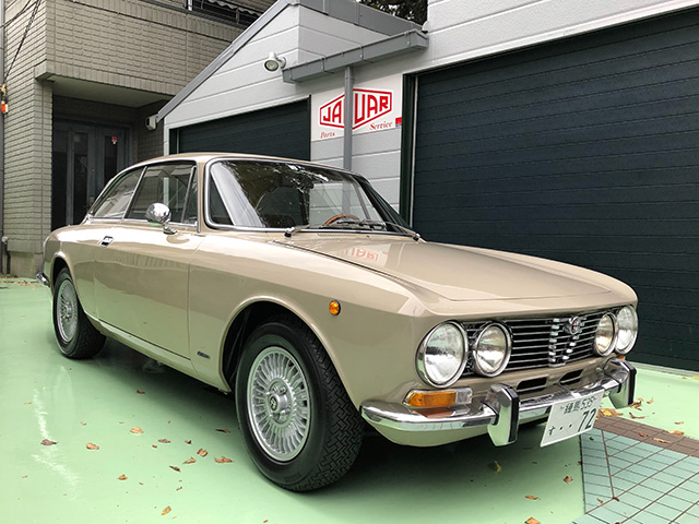 Alfa Romeo 2000GTV