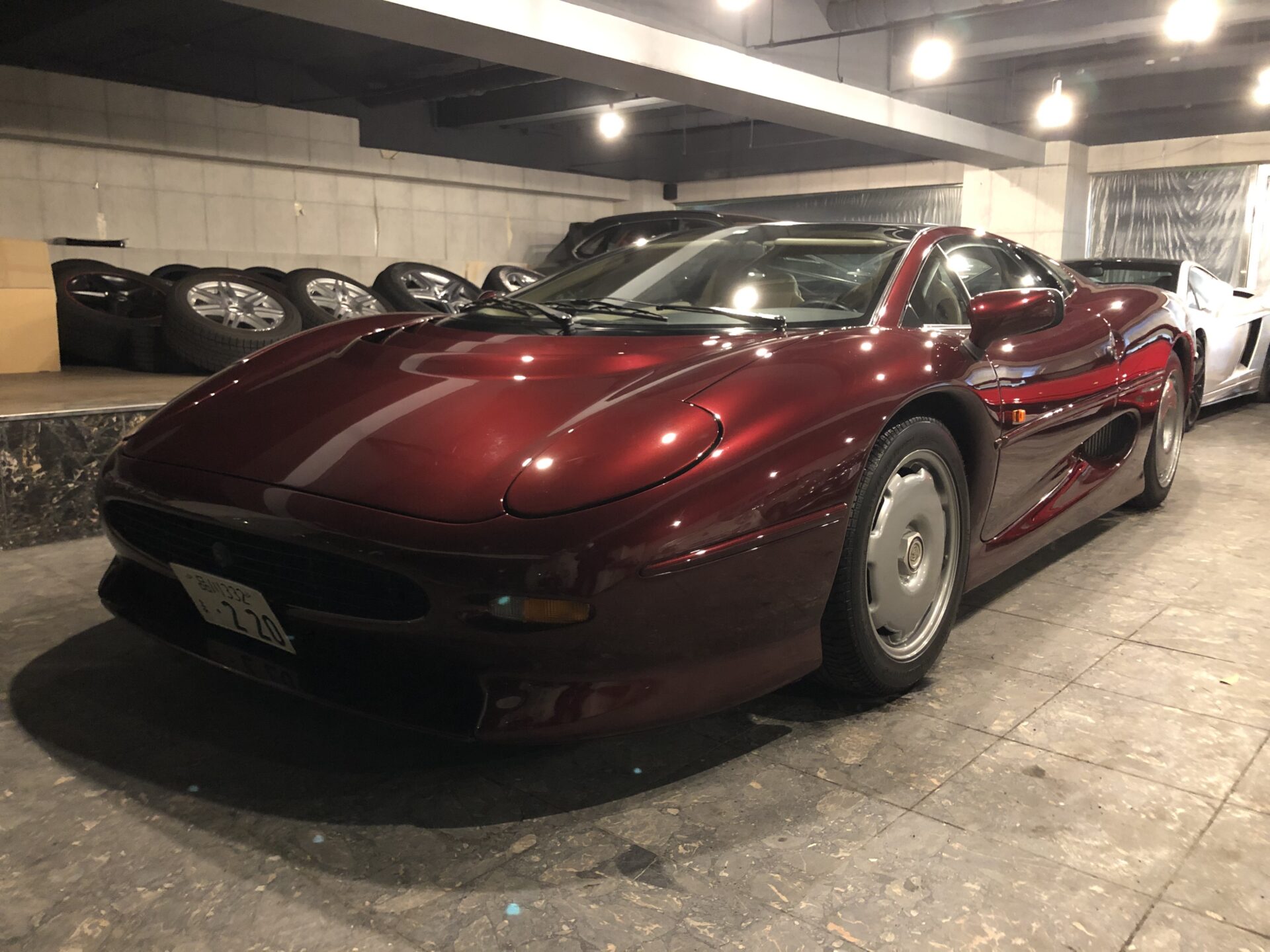 JAGUAR XJ220 | ジャガー デイムラー 専門店 WIDS Co.Ltd